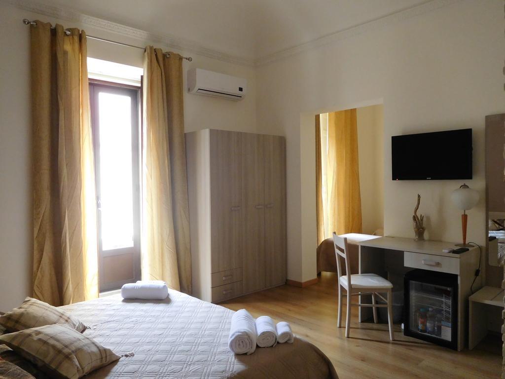 Bed and Breakfast Papali à Catane Extérieur photo